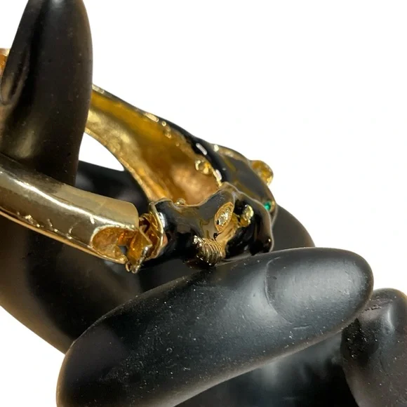 Vintage Black and Gold Enameled Panther Leopard Hinged Closure Bangle Bracelet - Picture 8 of 12